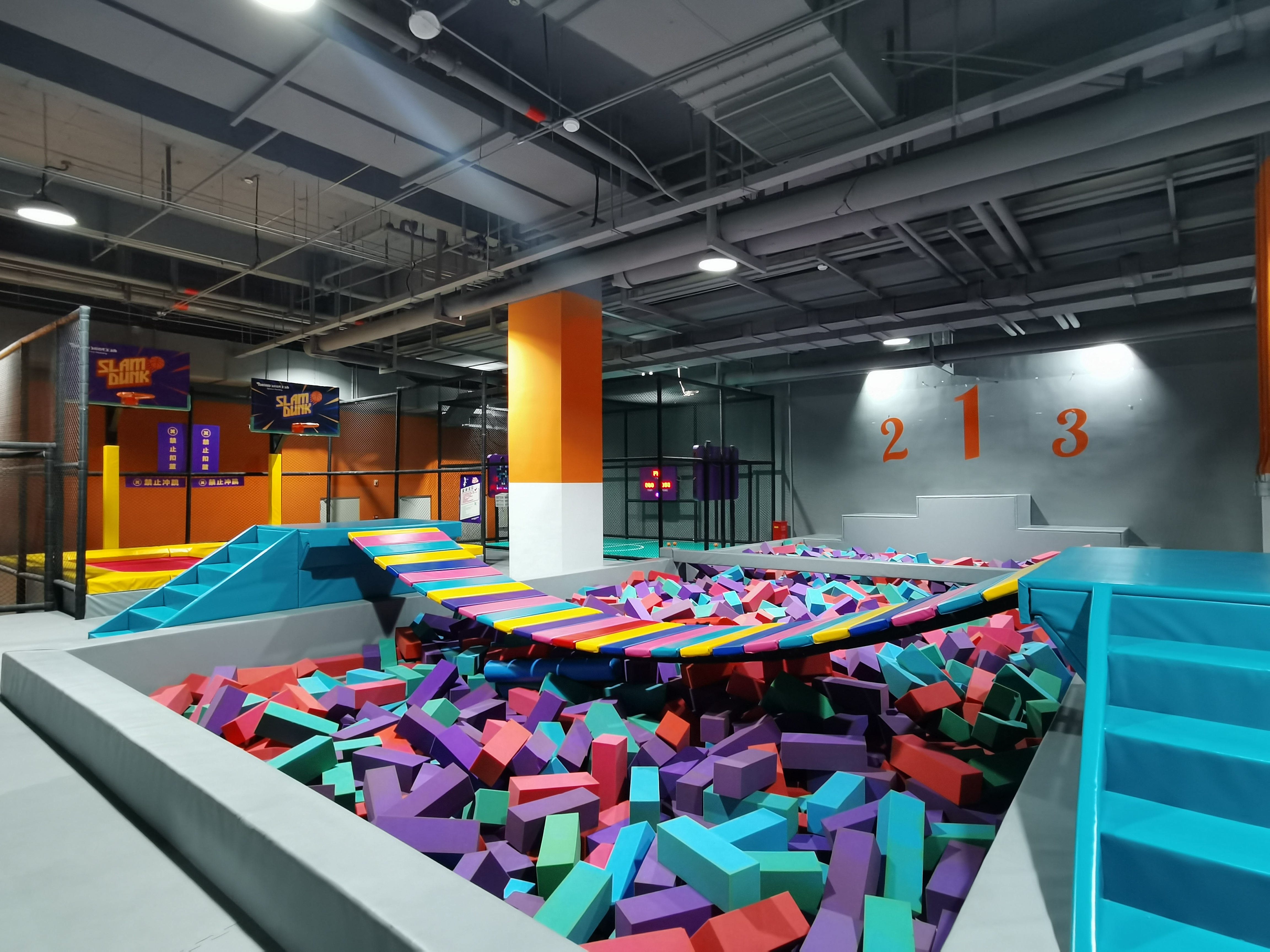 How Does Equipment Selection Ensure Long-term Operation of Amusement Venues?