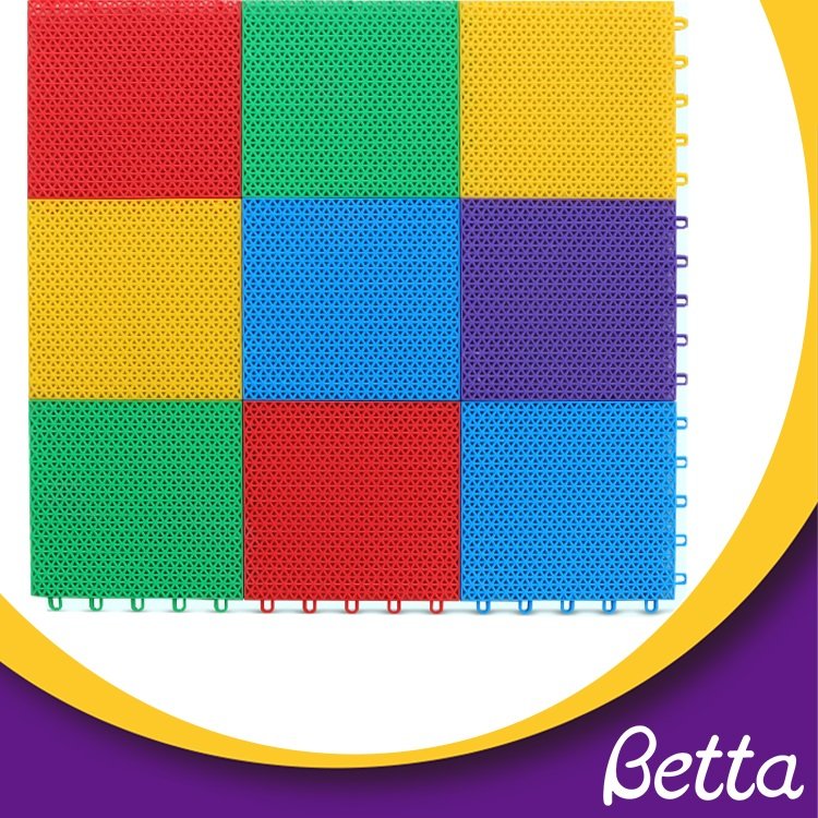 Bettaplay Interlocking plastic pp sport floor tiles grid