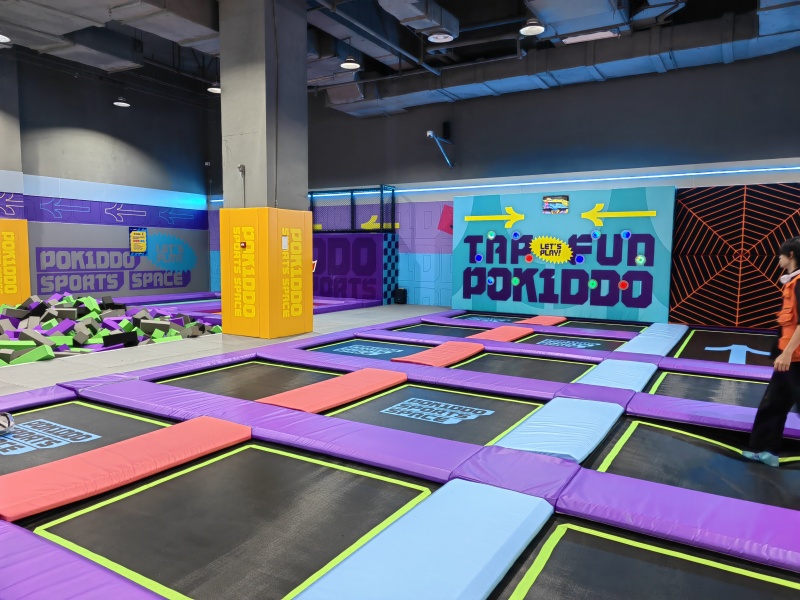 indoor trampoline playground