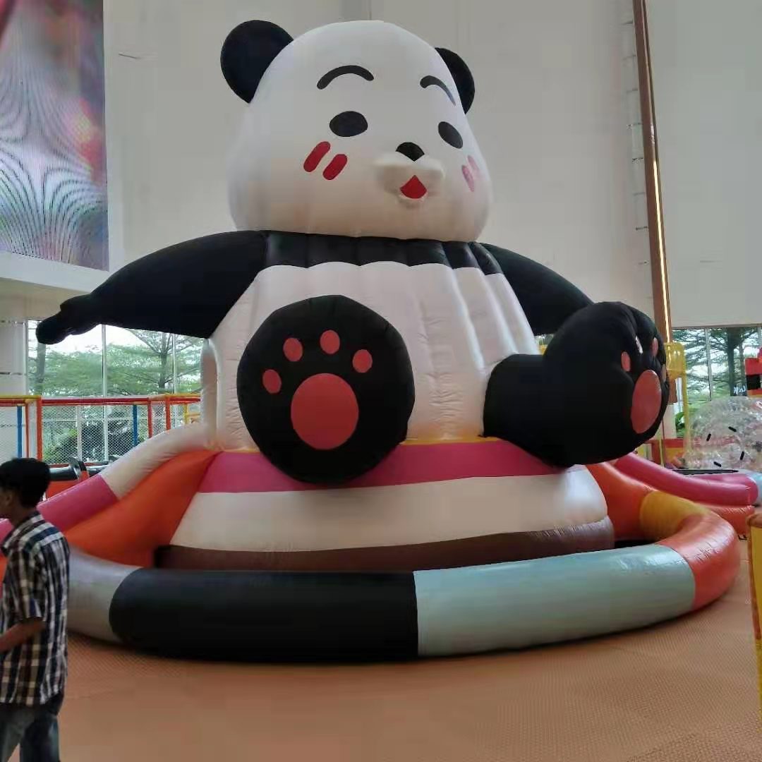 GIANT BALL PIT (5)