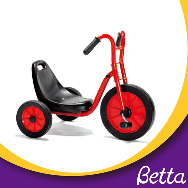 child tricycle2