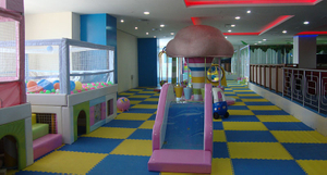 Shopping mall kids-paly-area