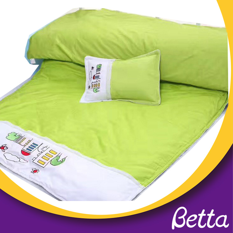 Bettaplay Fashion design 3 piece 1 set beding set for Kids.jpg