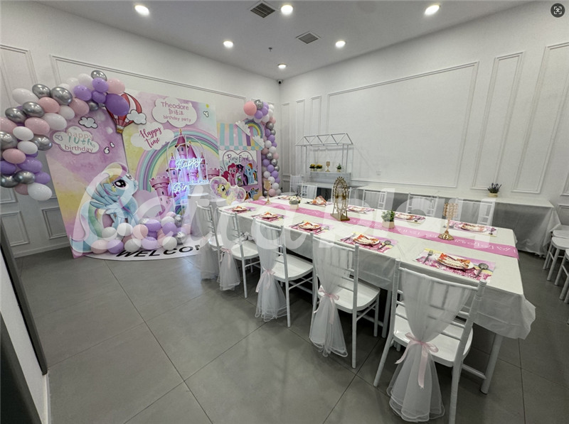 indoor playground party room