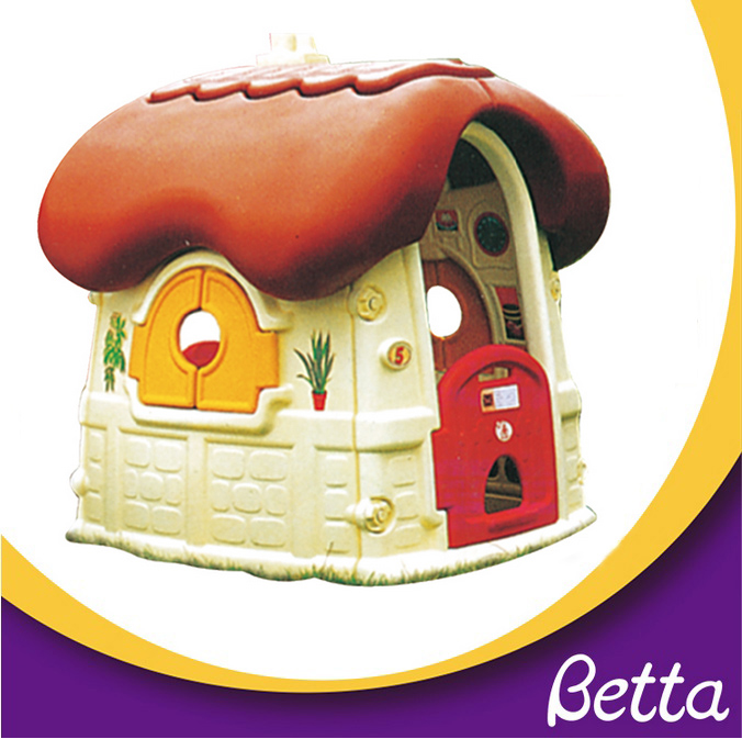 Bettaplay Popular design colorful outdoor plastic playhouse