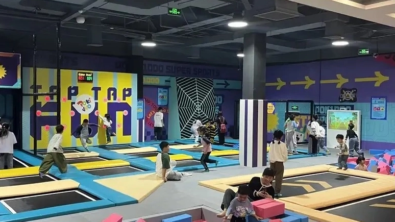  What's the Best Way to Attract Customers to Your Trampoline Park?