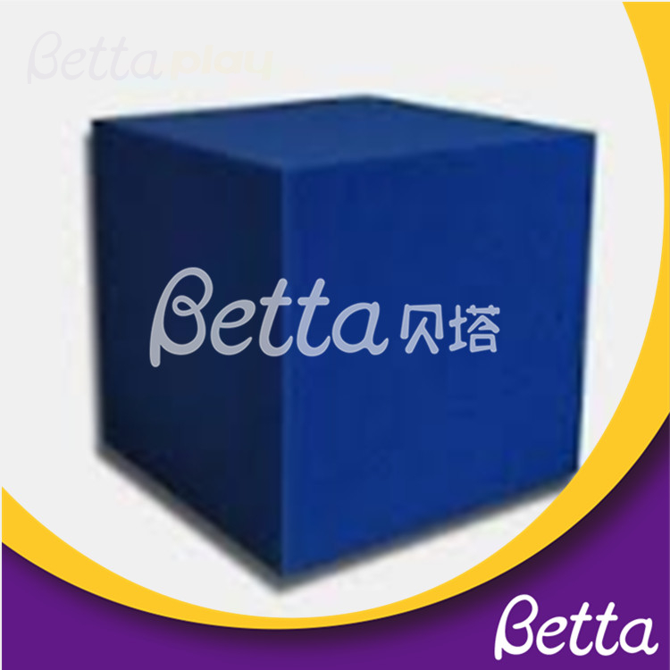Bettaplay foam cube foam cube and foam pit