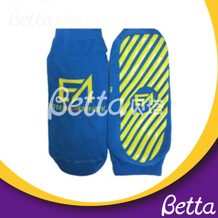 Bettaplay Customed Anti-slip Trampoline Park Grip Socks Suppliers